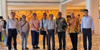 ӡ����������������ͬţ��ϯ�����ݰ�ٽ���ῼ��,ף��ӡ��������·�Ƽ����޹�˾��ӡ�Ὠ�貢����